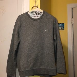 Grey Nike crew neck